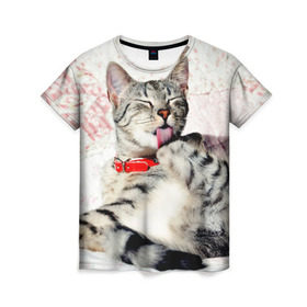 Женская футболка 3D с принтом Кошка в Рязани, 100% полиэфир ( синтетическое хлопкоподобное полотно) | прямой крой, круглый вырез горловины, длина до линии бедер | cat | collar | heel | licking | lying | red | striped | кошка | красный | лежит | лижет | ошейник | полосатая | пятка