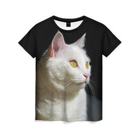 Женская футболка 3D с принтом Белая и пушистая в Рязани, 100% полиэфир ( синтетическое хлопкоподобное полотно) | прямой крой, круглый вырез горловины, длина до линии бедер | белый | взгляд | глаза | киска | кот | котёнок | кошка | пушистый