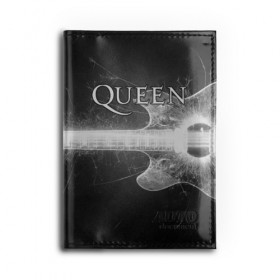 Обложка для автодокументов с принтом Queen в Рязани, натуральная кожа |  размер 19,9*13 см; внутри 4 больших “конверта” для документов и один маленький отдел — туда идеально встанут права | Тематика изображения на принте: queen | брайан мэи | британская | группа | джон дикон | королева | роджер тейлор | рок | фредди меркьюри