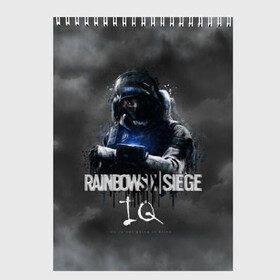 Скетчбук с принтом IQ Rainbow Six в Рязани, 100% бумага
 | 48 листов, плотность листов — 100 г/м2, плотность картонной обложки — 250 г/м2. Листы скреплены сверху удобной пружинной спиралью | gameplay | mozzie | pvp | r6 | r6s | siege | герой | дым | огонь | осада | пламя | радуга | снайпер | сражения | туман | шутер