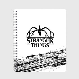 Тетрадь с принтом STRANGER THINGS в Рязани, 100% бумага | 48 листов, плотность листов — 60 г/м2, плотность картонной обложки — 250 г/м2. Листы скреплены сбоку удобной пружинной спиралью. Уголки страниц и обложки скругленные. Цвет линий — светло-серый
 | 011 | down | eleven | netflix | season | series | strange | stranger | things | upside | дела | дина | загадочные | монстр | монстры | одиннадцать | очень | сезон | сериал | сериалы | события | странные | ужасы