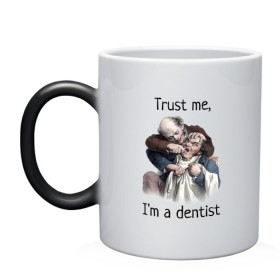 Кружка хамелеон с принтом Trust me, Im a dentist в Рязани, керамика | меняет цвет при нагревании, емкость 330 мл | Тематика изображения на принте: trust me | бутылка | верь мне | винтаж | дантист | день зубного врача | день стоматолога | зуб | зубная фея | зубной врач | зубному | зубному врачу | кепка | кружка | лечение зу | ортодонту | пародонтологу